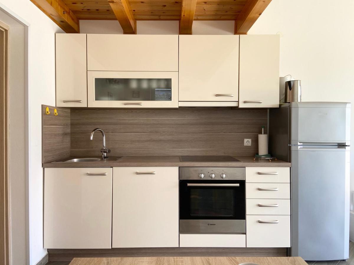 Apartments Pijaza Banjol ภายนอก รูปภาพ